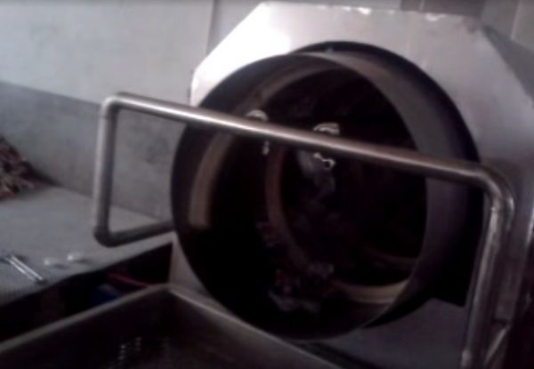 包装袋清洗风干流水线视频