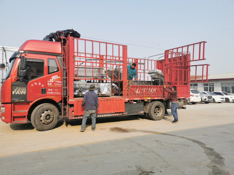 团风县马蹄清洗分级设备交付成功